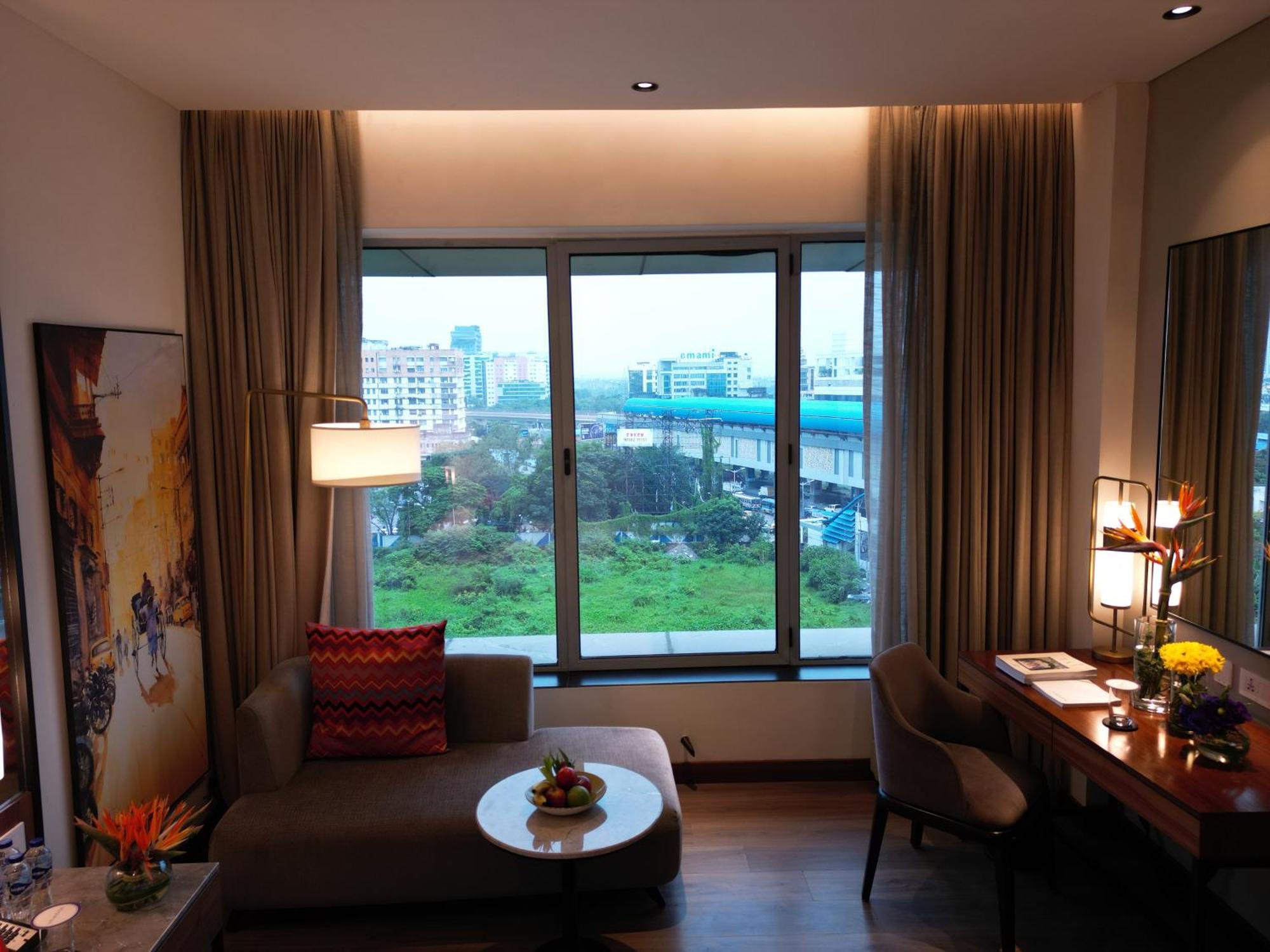 Vivanta Kolkata Em Bypass Exterior photo