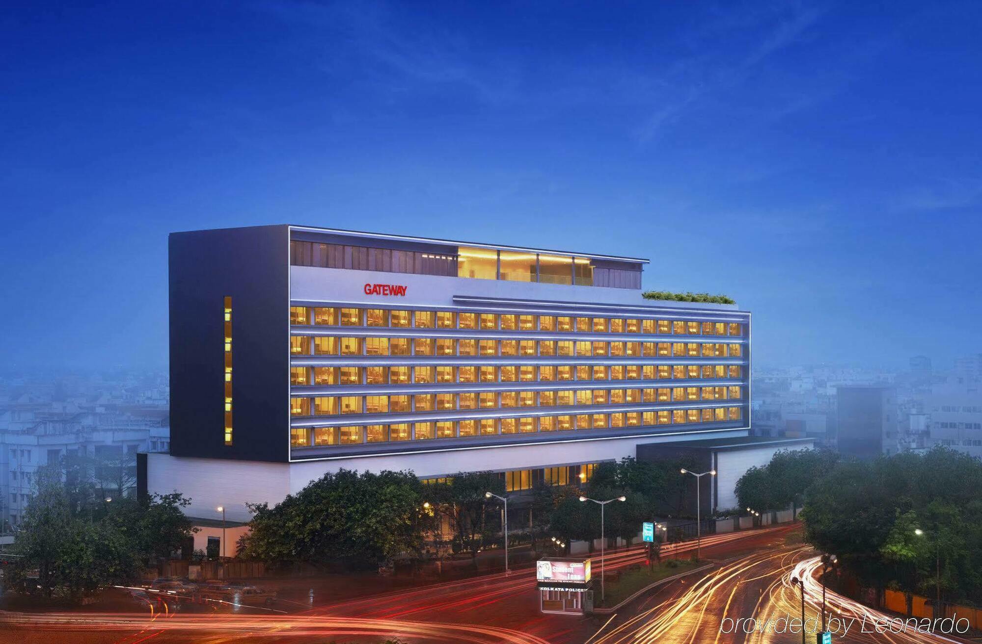 Vivanta Kolkata Em Bypass Exterior photo